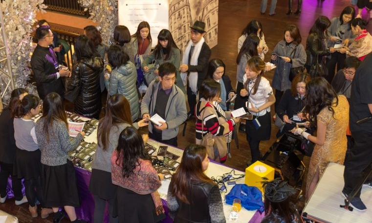 慧科2016-2017年度用戶答謝晚會 復古風情中體驗大數據應用